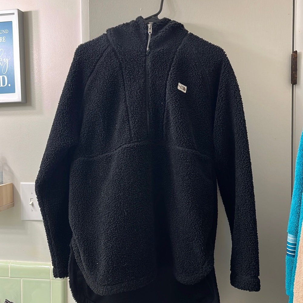 1/4 zip up north face black pull over fleece